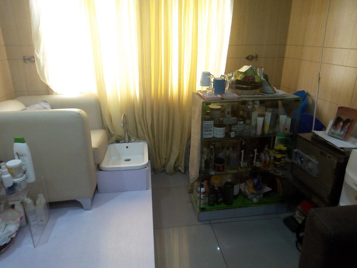 Golfview Suites & Conference Center Ikeja Buitenkant foto