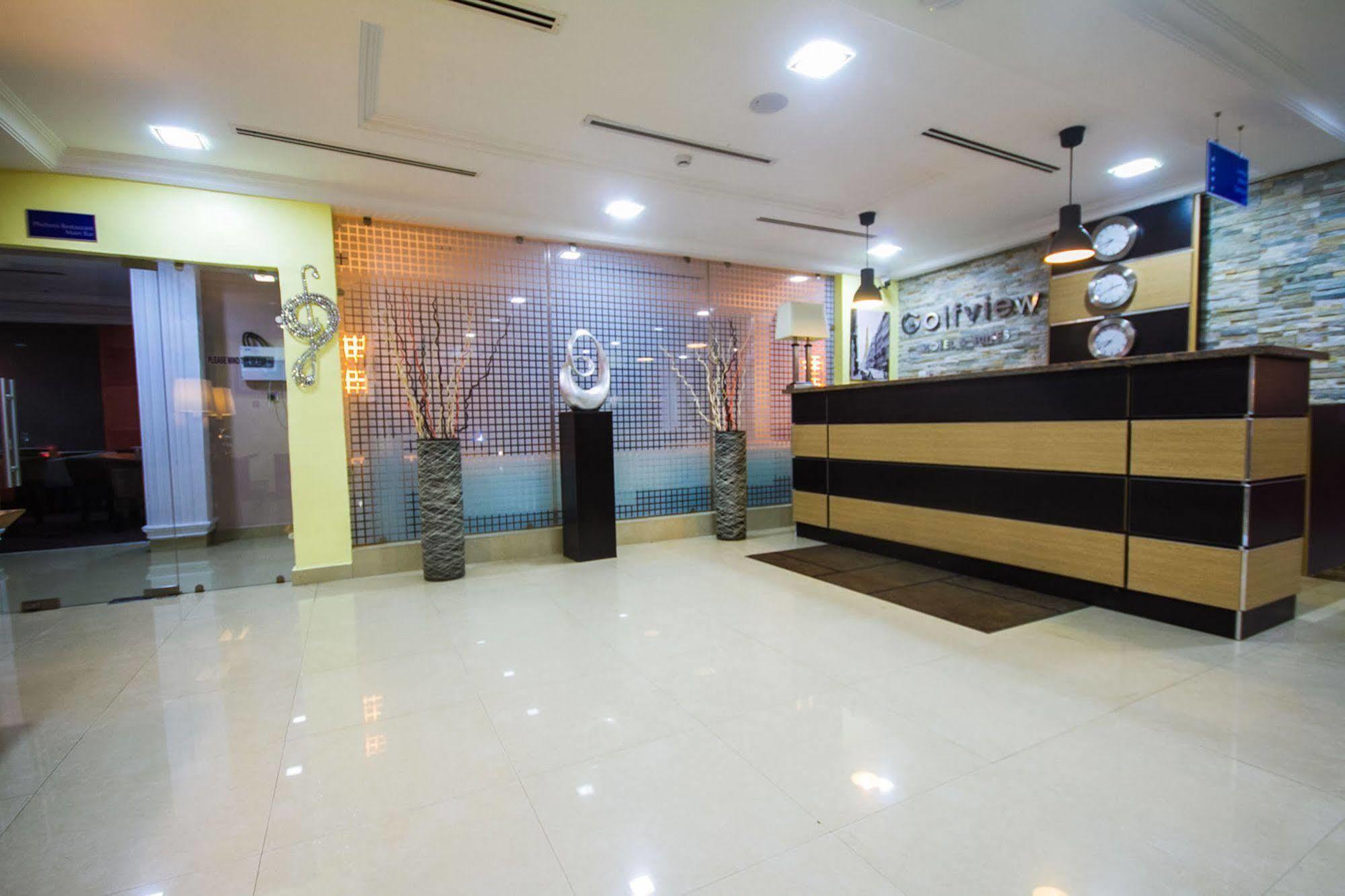 Golfview Suites & Conference Center Ikeja Buitenkant foto